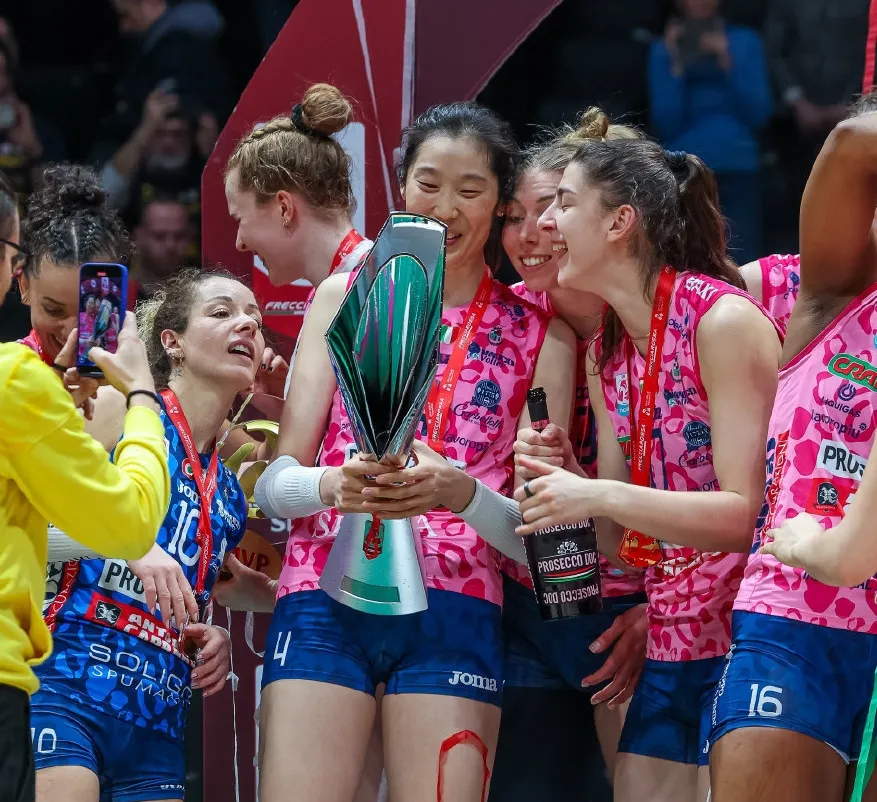 意大利国家队成功赢得小组赛胜利