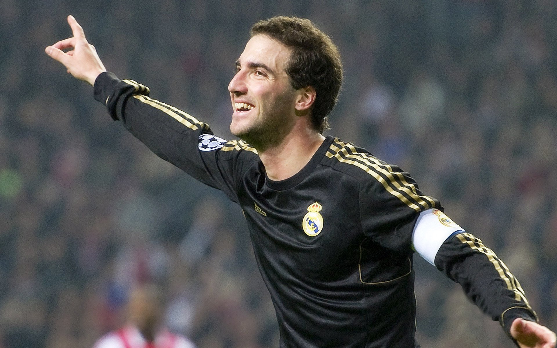 赛道上的独舞，拉梅洛在F1年度争冠之夜的完美加冕